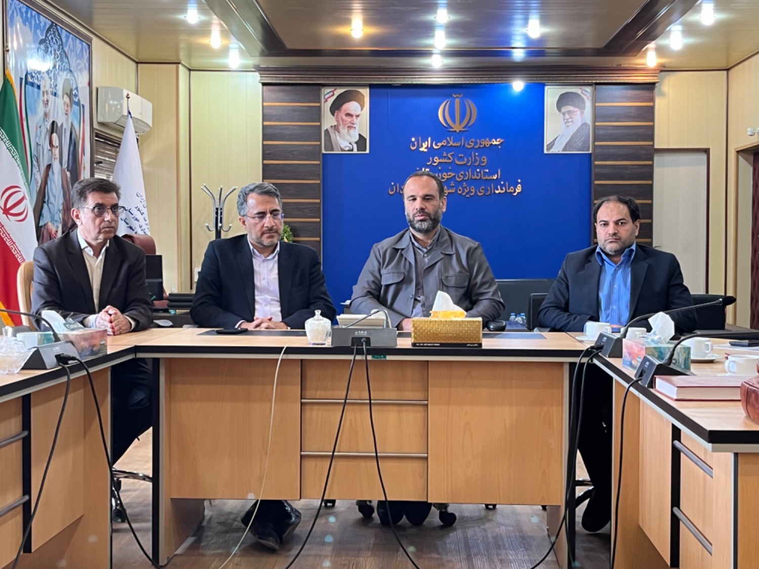سفر رئیس پژوهشگاه ارتباطات به استان خوزستان و راه اندازی پروژه فیبر نوری